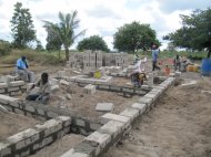Kisarawe Schoolproject &raquo; Eerste constructies